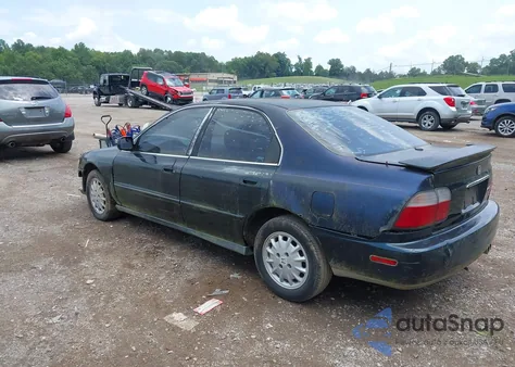 1996 Honda Accord Ex/Ex-R z USA, uszkodzony, nr VIN 1HGCD5559TA173583